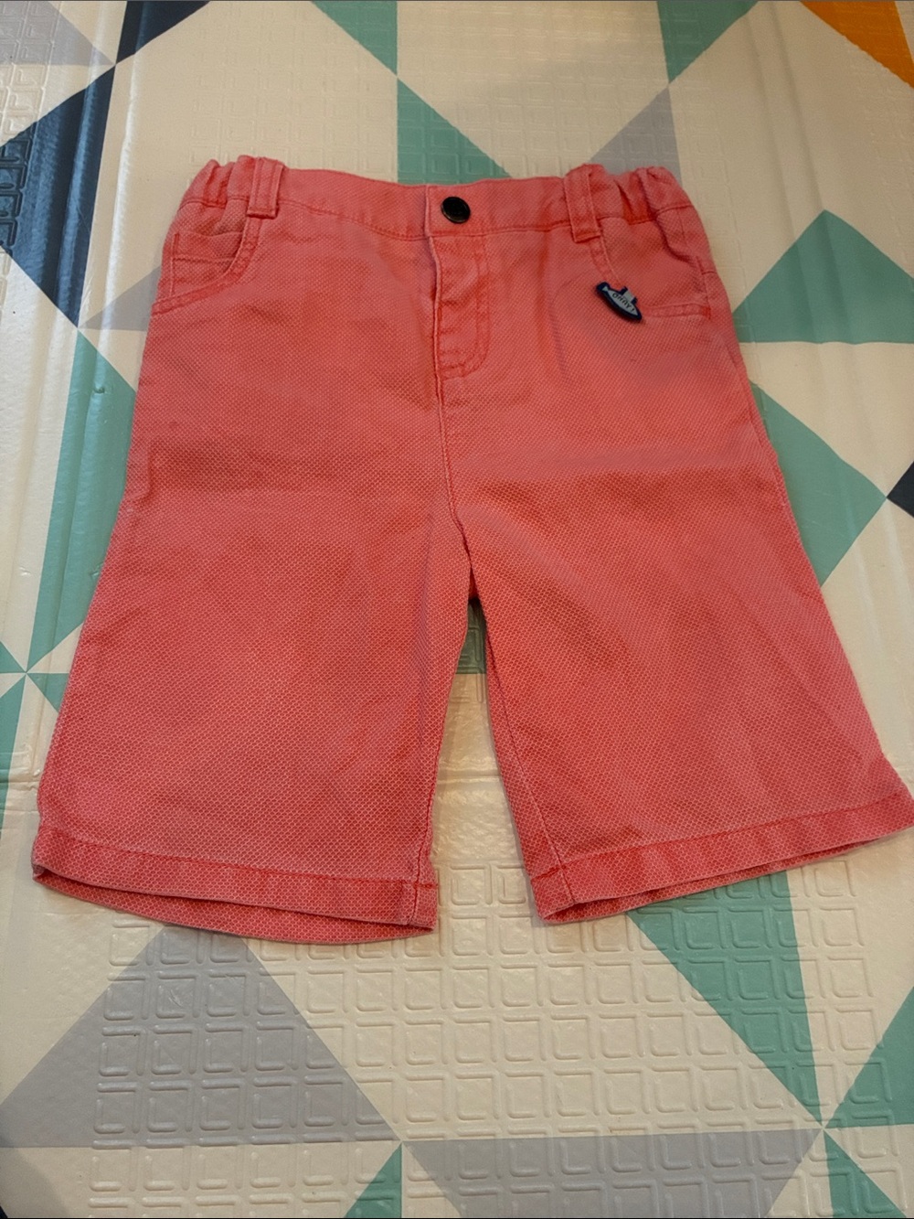 20/25$ 🧸 Hestra Coral Pull-On Shorts with Navy Patch